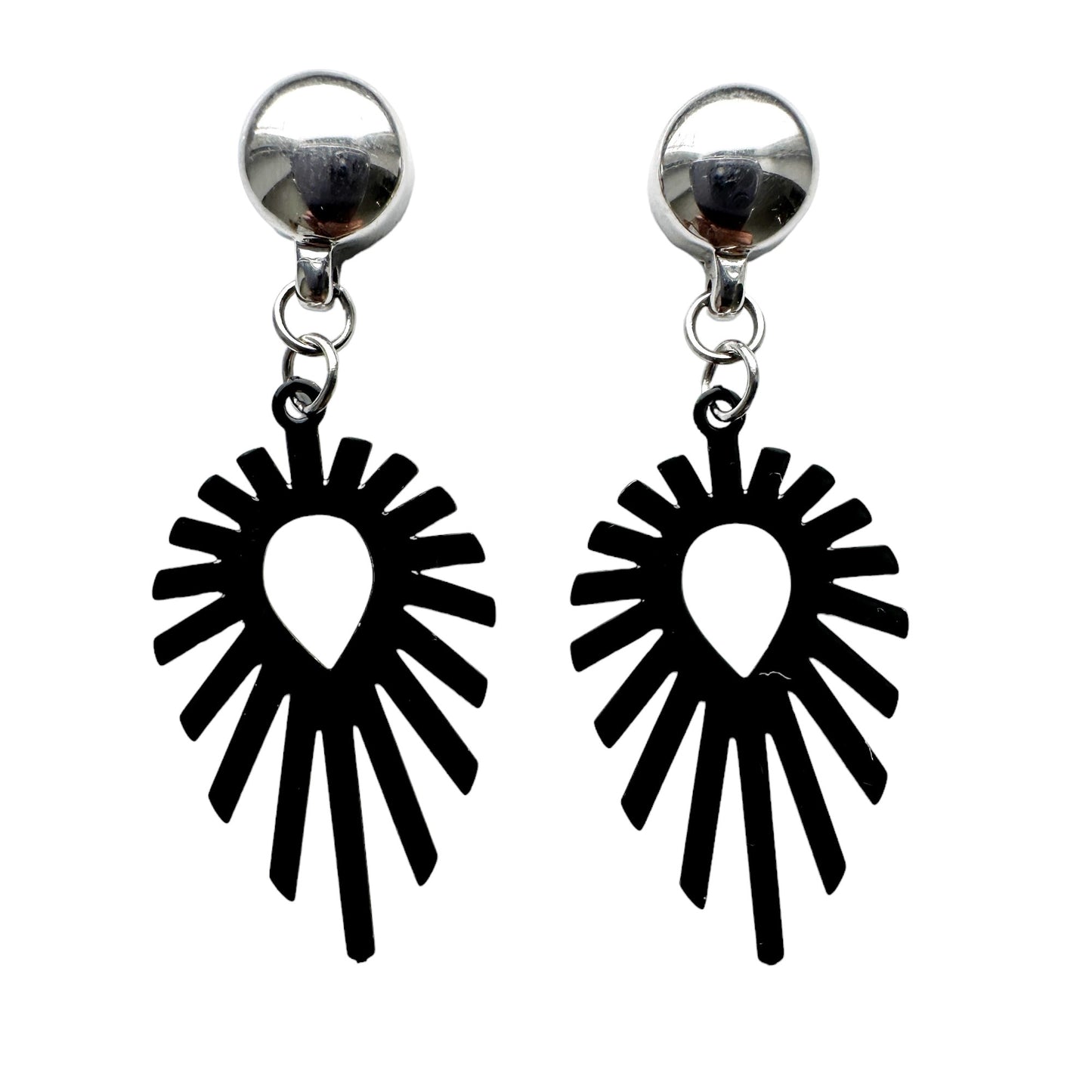 Magnetic Shine teardrop black earrings. Detachable earrings for a truly hypoallergenic jewellery on a white background