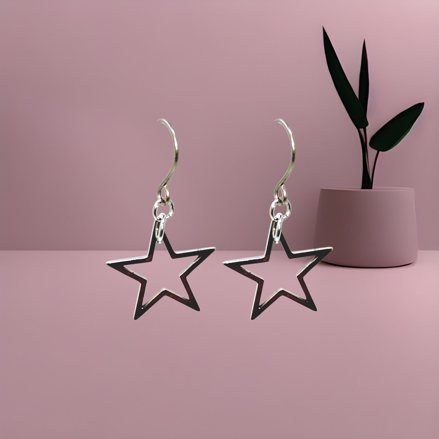 Boucles d'oreilles en titane minimalistes en argent et or avec étoiles