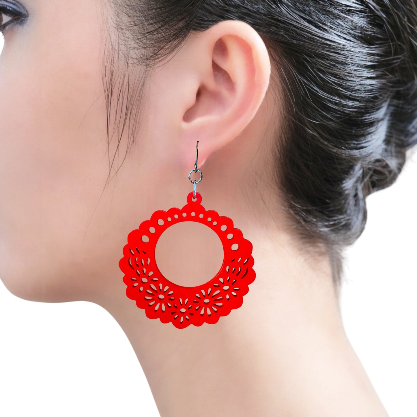 Boucles d'oreilles en bois avec motif floral