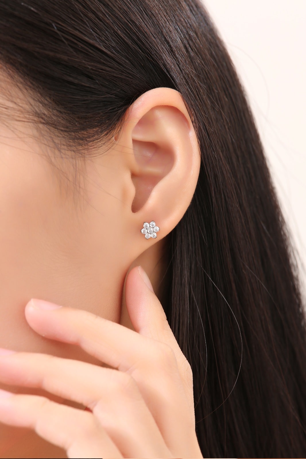 Flower ear stud | Truly Hypoallergenic, Titanium Earrings