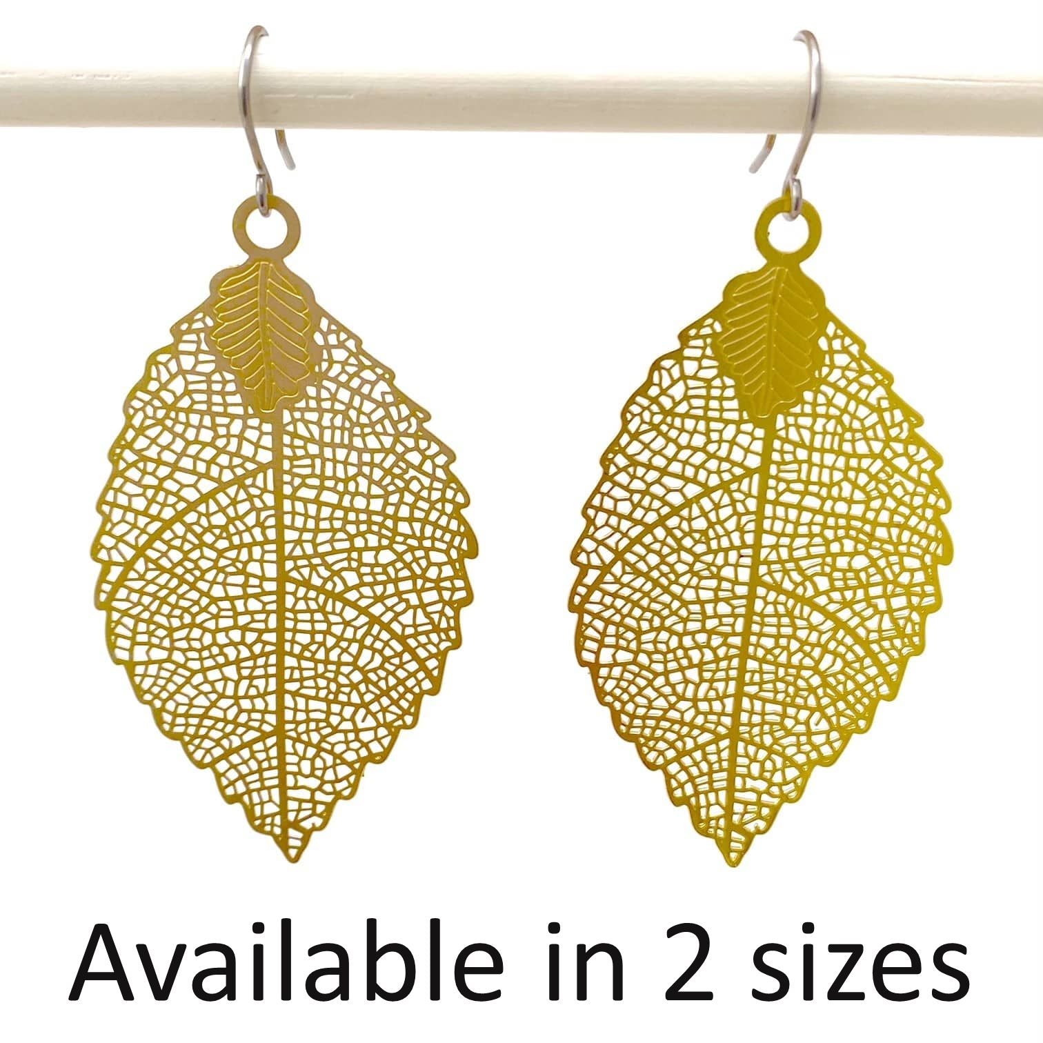Gold disc leaf earring