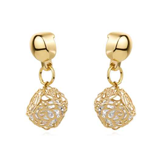 Magnetic Rose Box earrings. Detachable earrings for a truly hypoallergenic jewellery on a white background