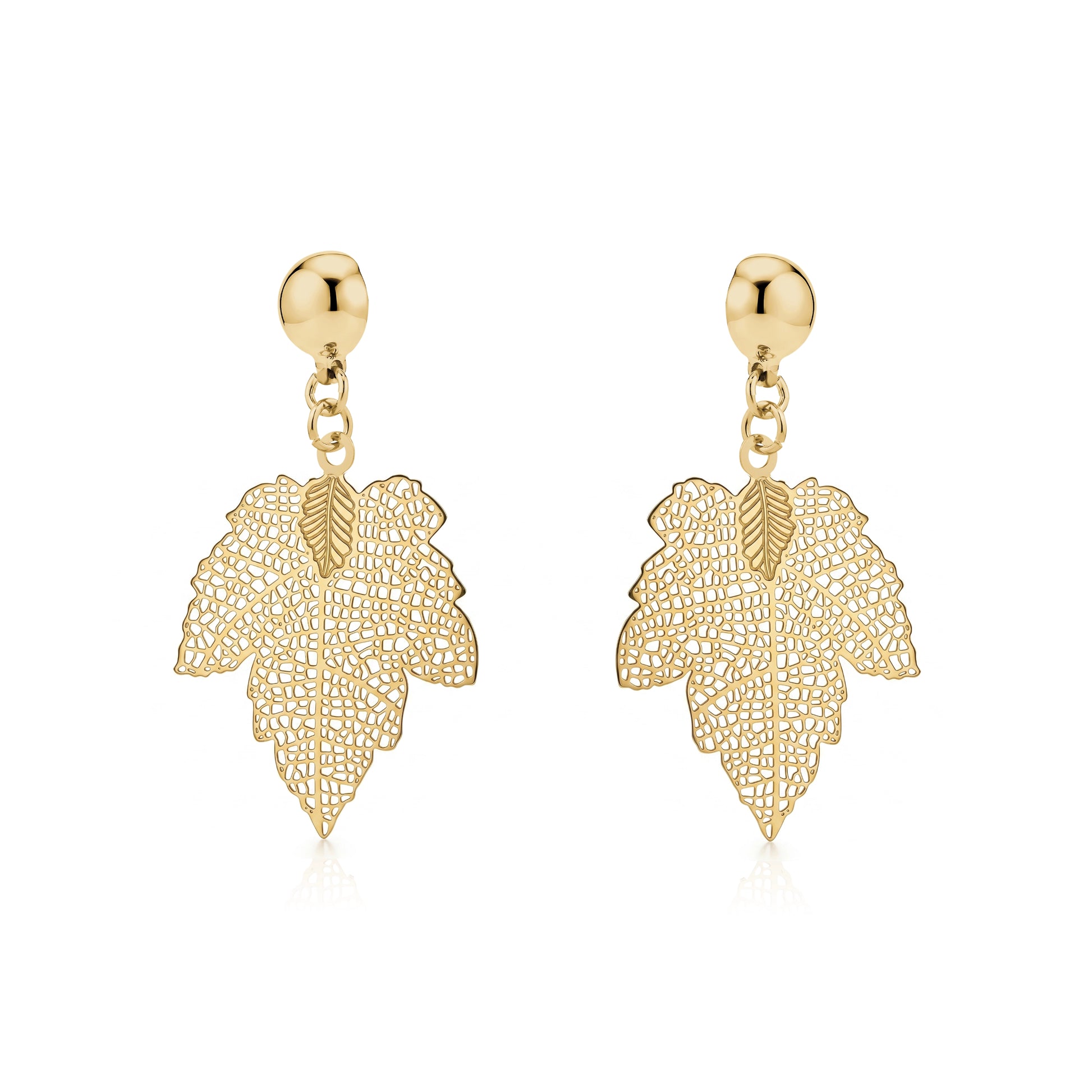 Magnetic Maple leaf earrings. Detachable earrings for a truly hypoallergenic jewellery on a white background
