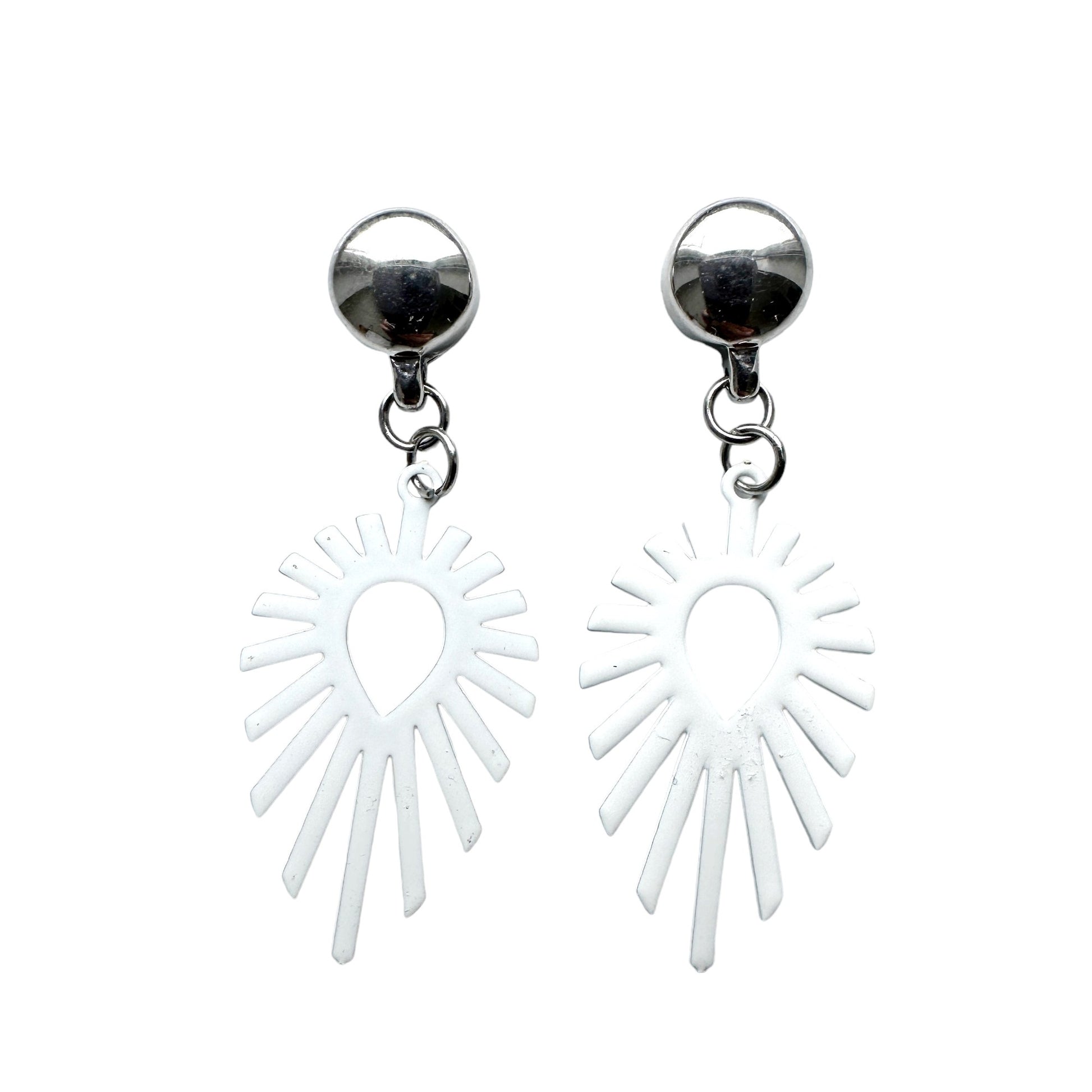 TI-GO Shine teardrop white  Interchangeable earrings. Detachable earrings for a truly hypoallergenic jewellery on a white background