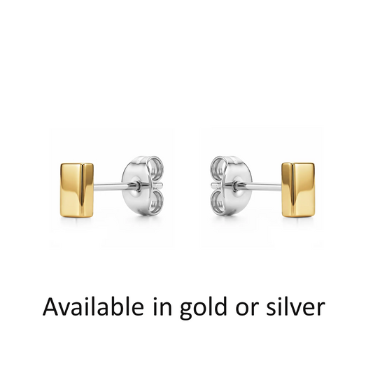 Pair of gold titanium square stud earrings on a white background with text indicating color options.