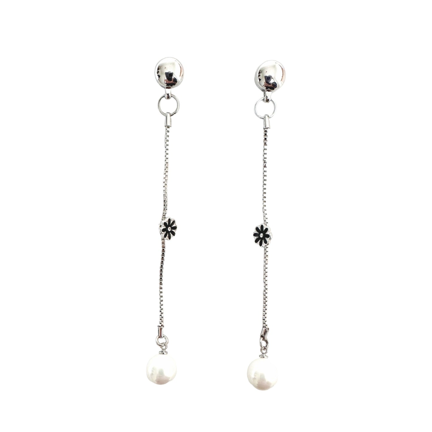 TI-GO Daisy and Pearl earrings. Magnetic titanium interchangeable earring system. Detachable earrings for a truly hypoallergenic jewellery on a white background