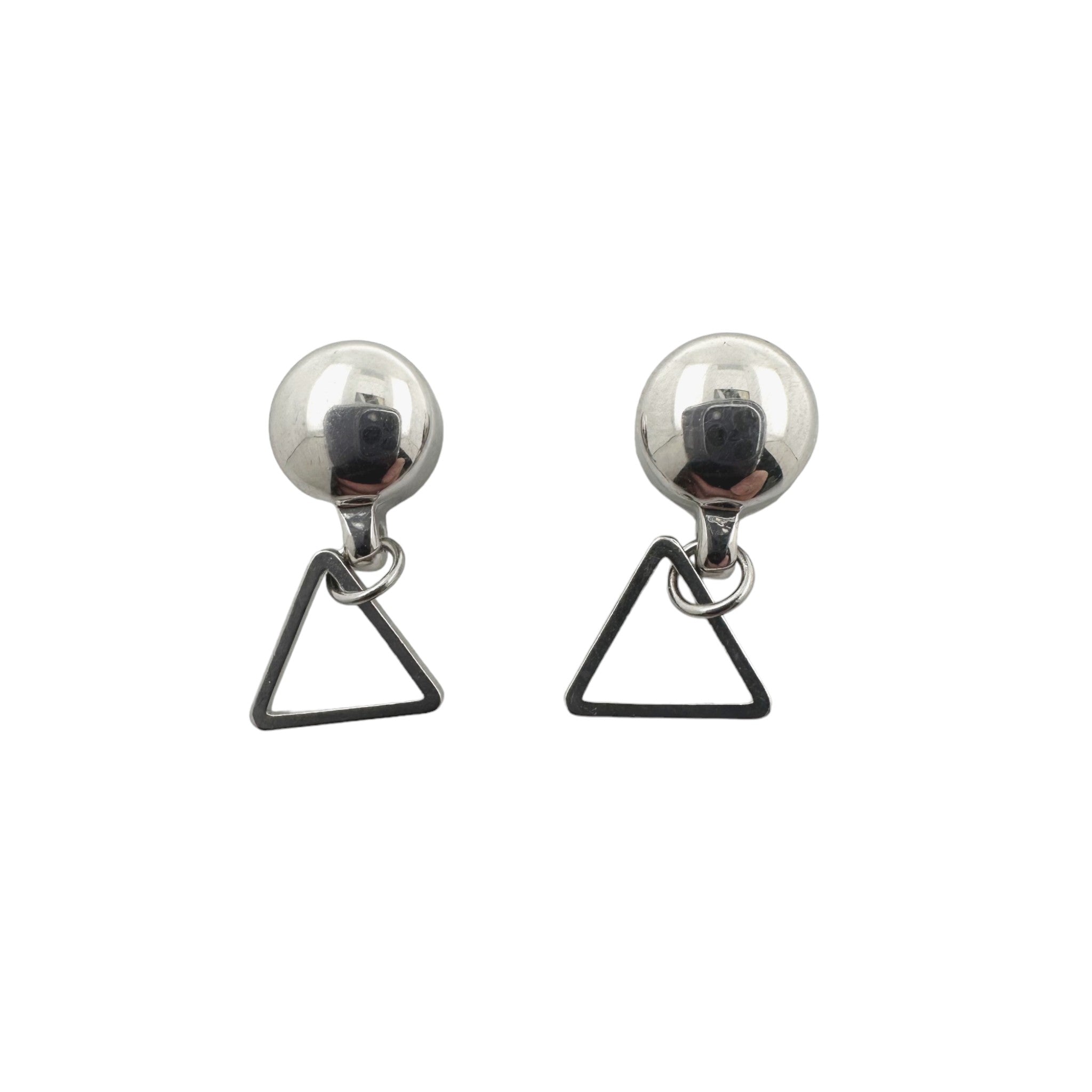TI-GO Triangle silver minimal earrings
