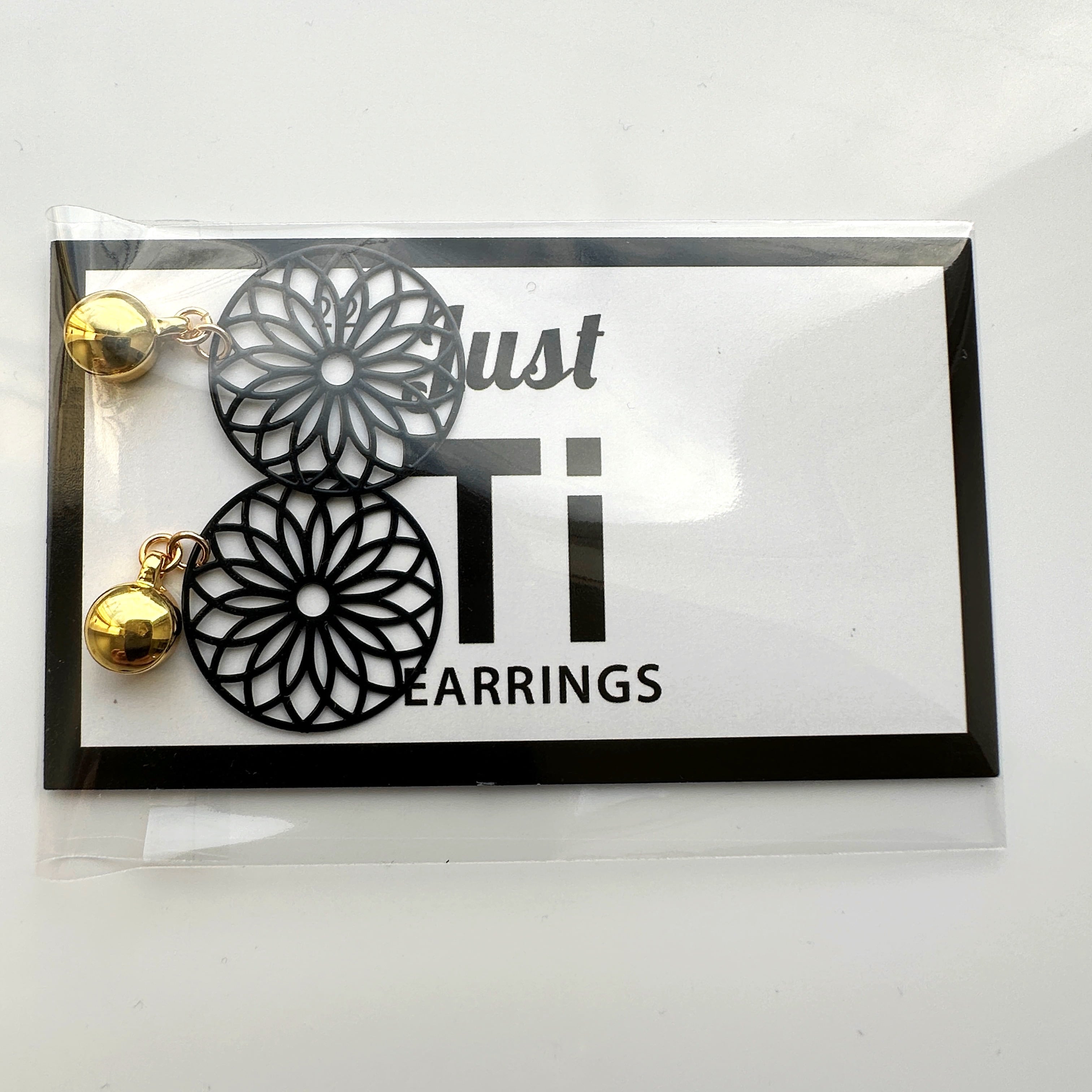 TI-GO Black Flower Wheel Earrings